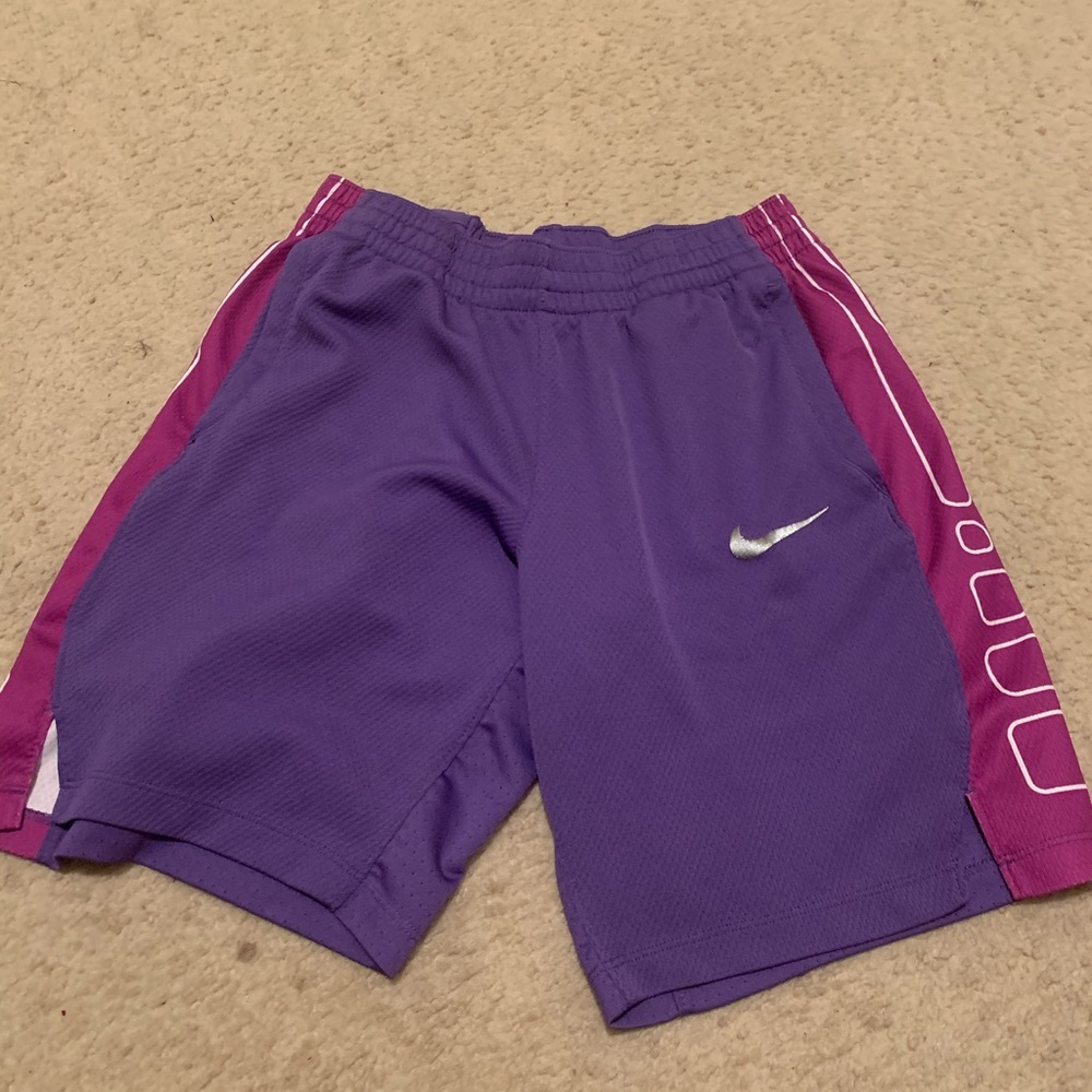 Kids basketball shorts large